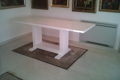 Tavolo in corian lucidato
